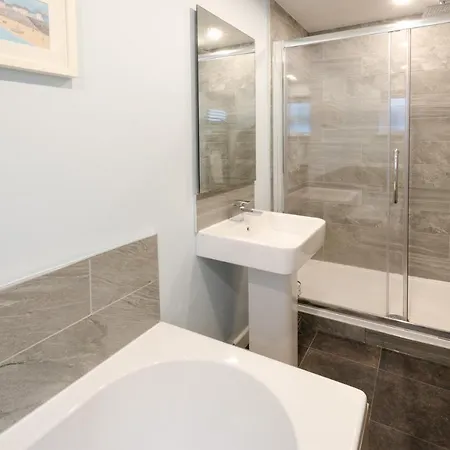 Gale Coach House, 度假居 *